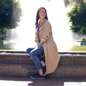 Meet your Posher, Elissa